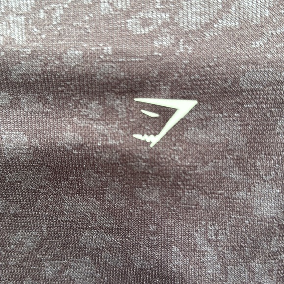 Gymshark Adapt Animal seamless long sleeve crop top. Size women’s small - Picture 5 of 6